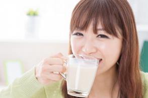 坐月子一定要绑头吗